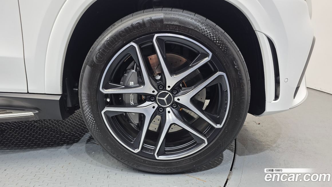 Mercedes-Benz GLE-Class 2023