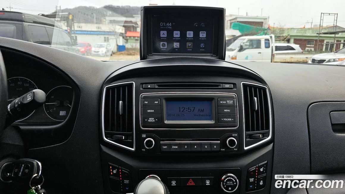 Hyundai Starex 2016
