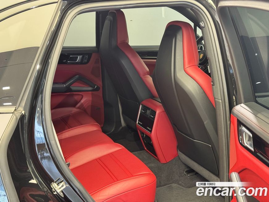 Porsche Cayenne 2023