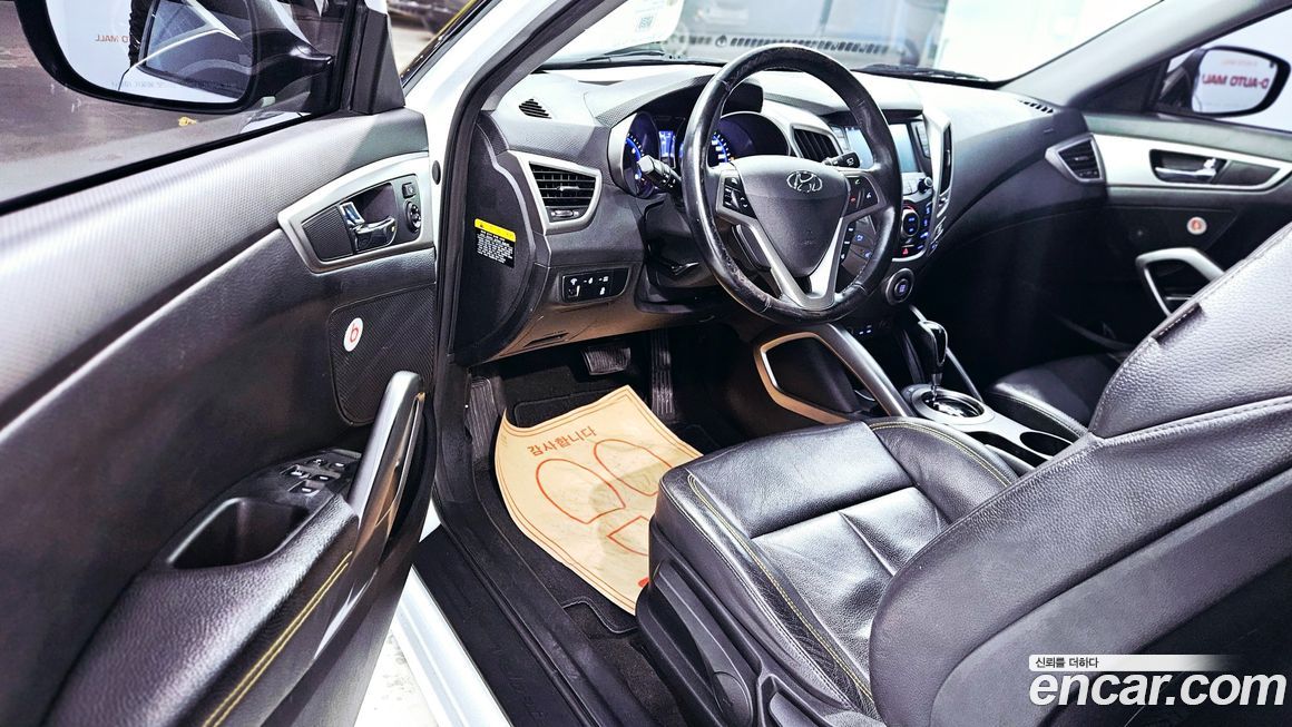 Hyundai Veloster 2016