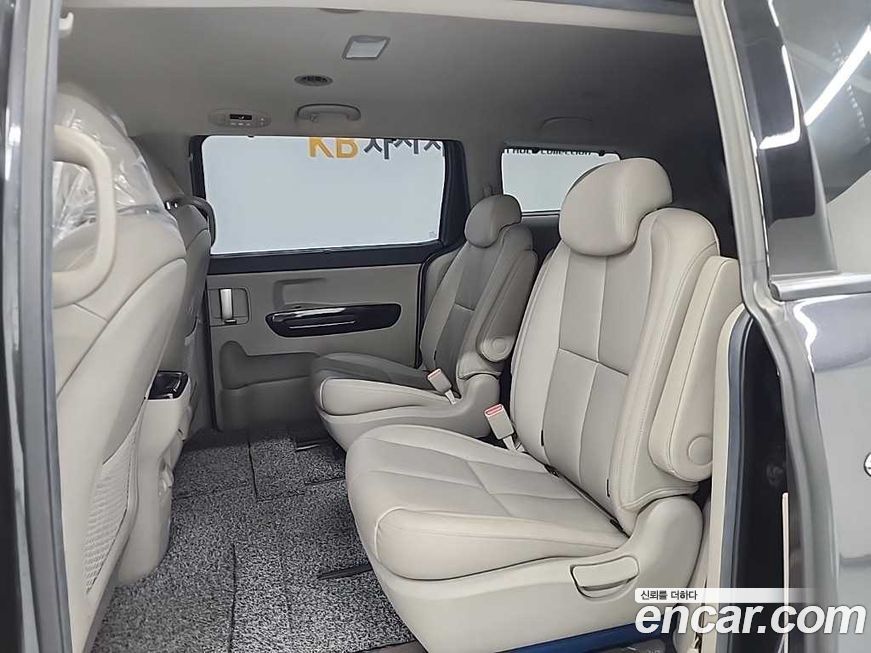 Kia Canival 2019