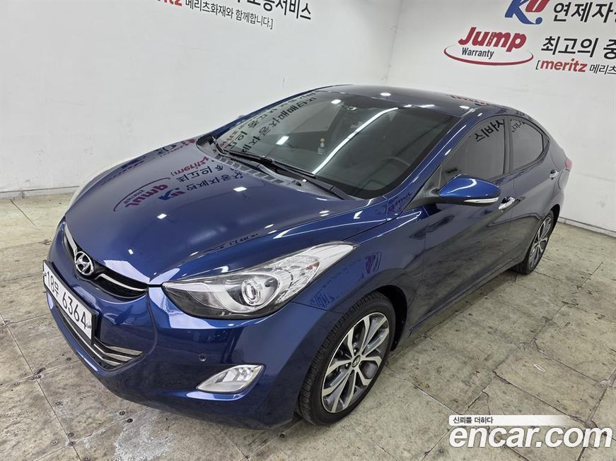 Hyundai AVANTE 2013