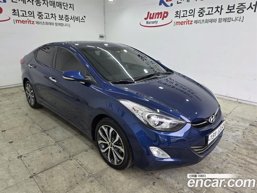 Hyundai AVANTE 2013