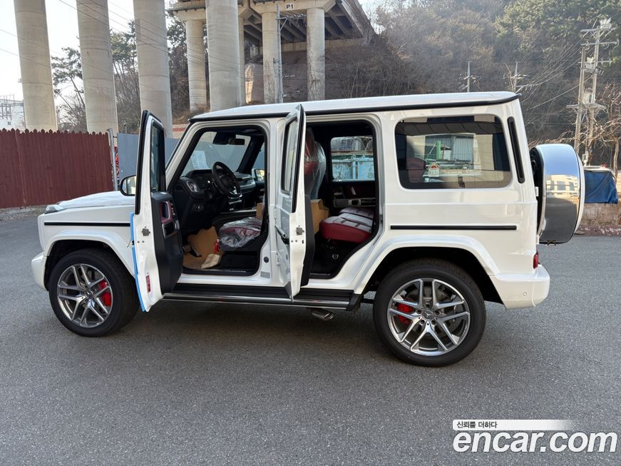 Mercedes-Benz G-Class 2026