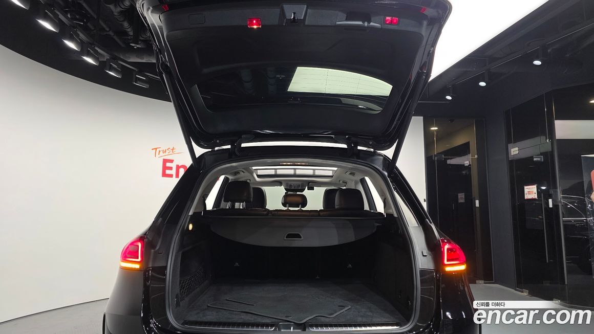 Mercedes-Benz GLE-Class 2023