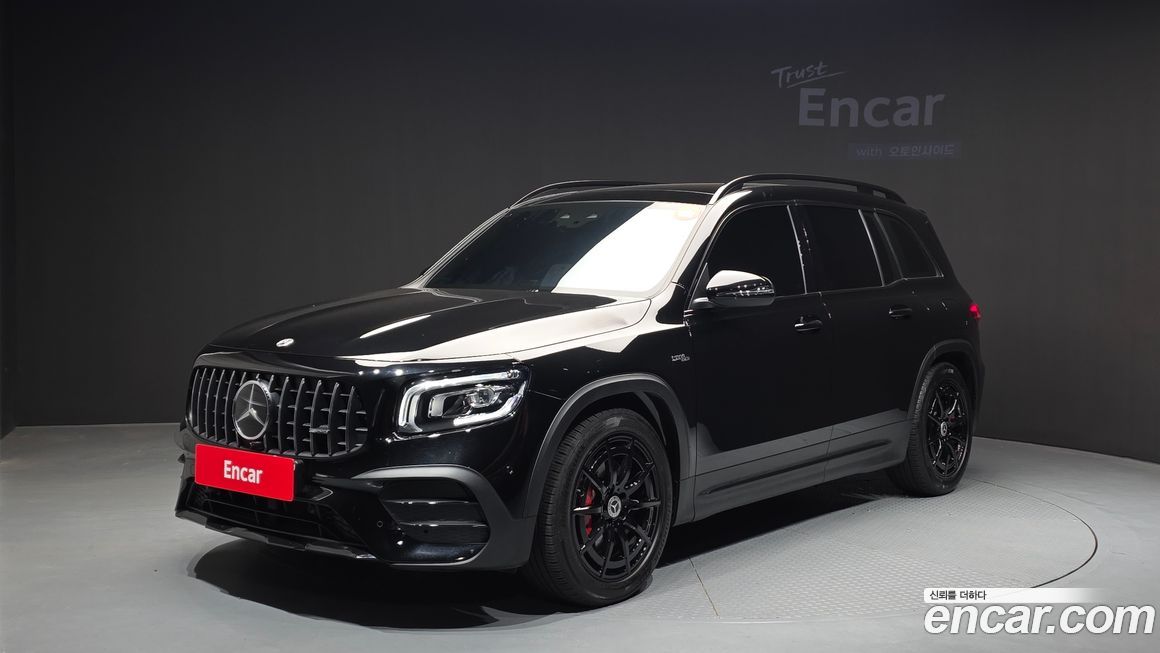 Mercedes-Benz GLB-Class 2023