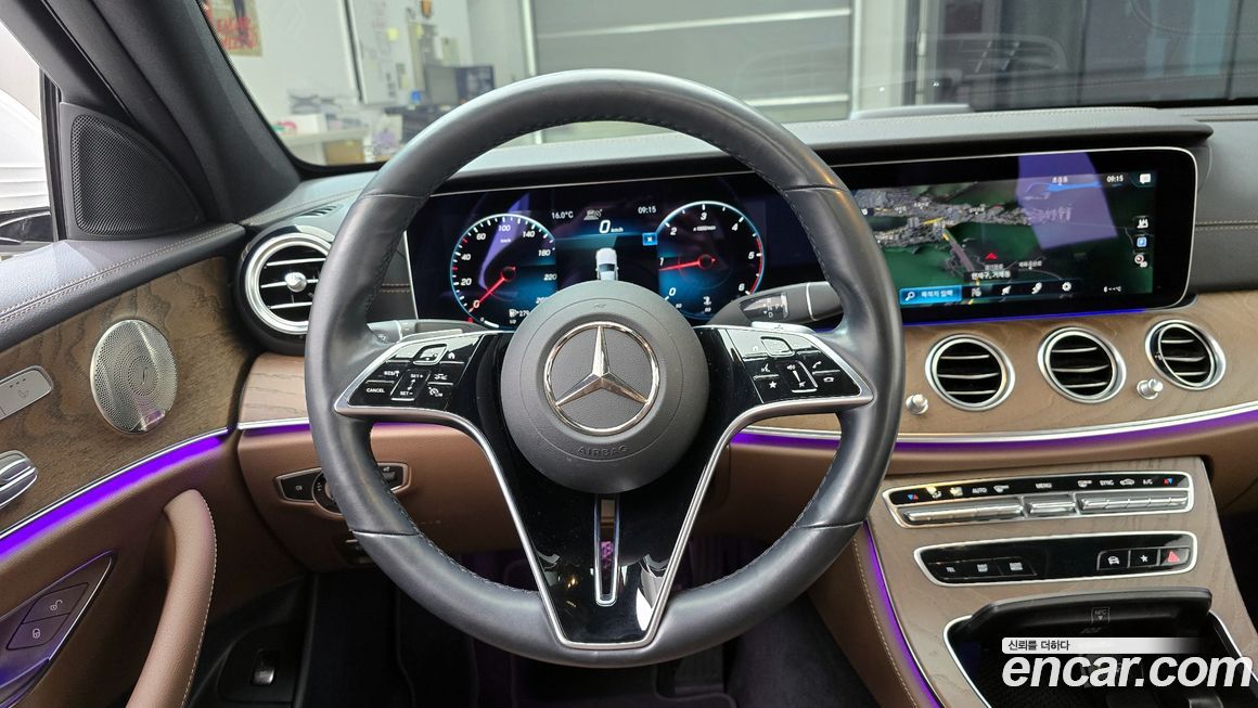 Mercedes-Benz E-Class 2022