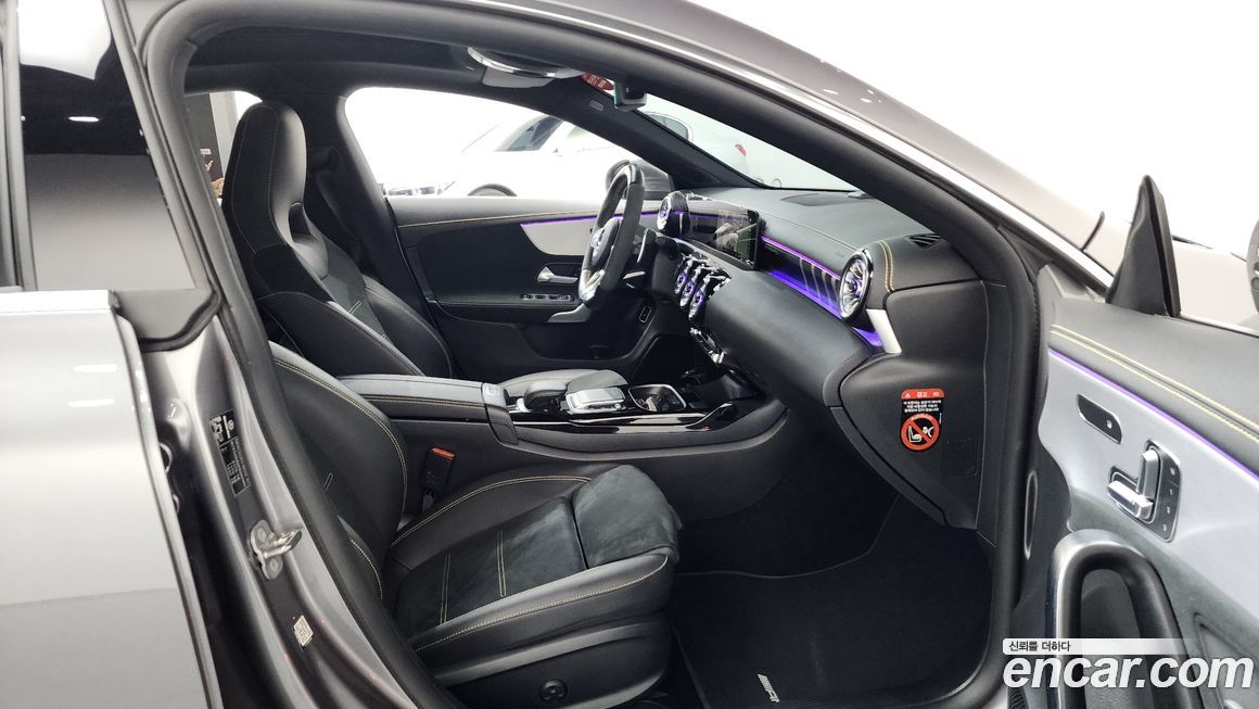 Mercedes-Benz CLA-Class 2023