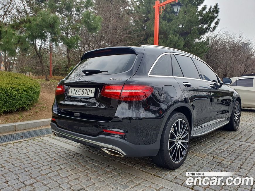 Mercedes-Benz GLC-Class 2019