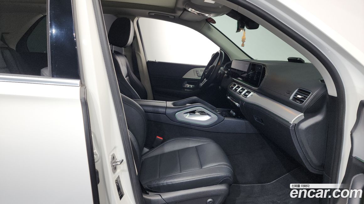 Mercedes-Benz GLE-Class 2021