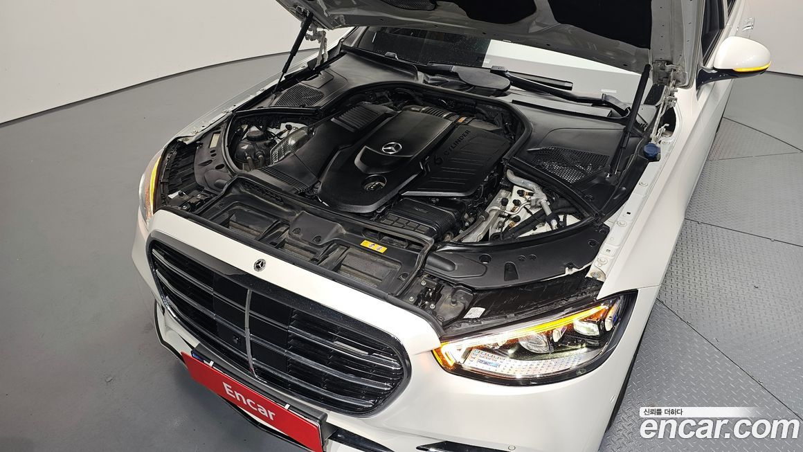 Mercedes-Benz S-Class 2022