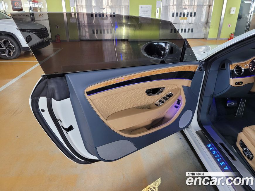 Bentley Continental 2020