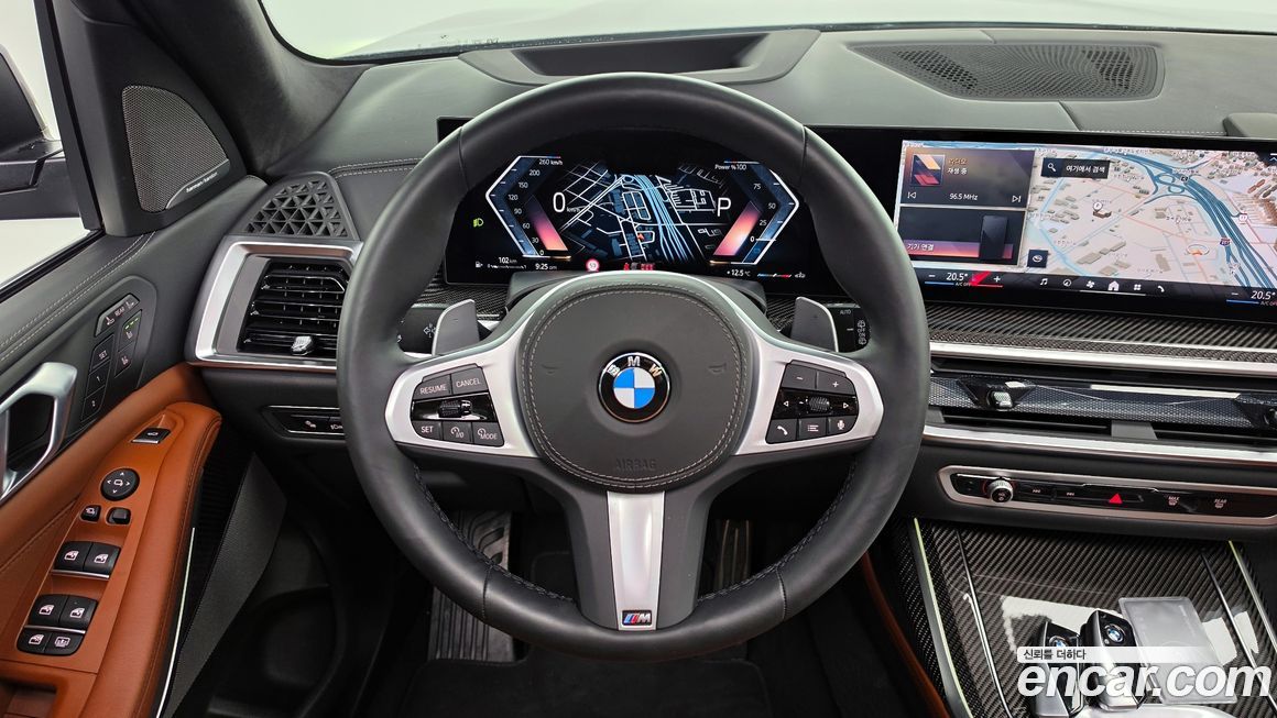 BMW X7 2025
