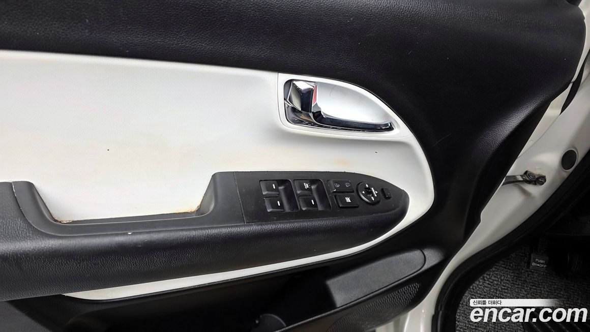 Kia RAY 2012