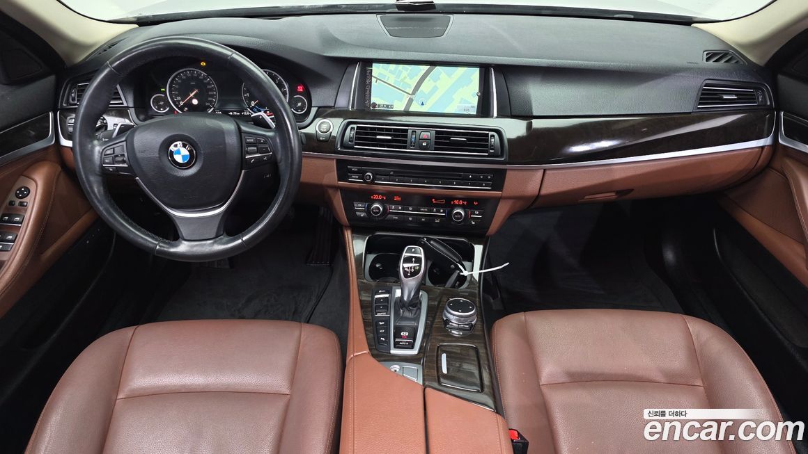 BMW 5-Series 2016