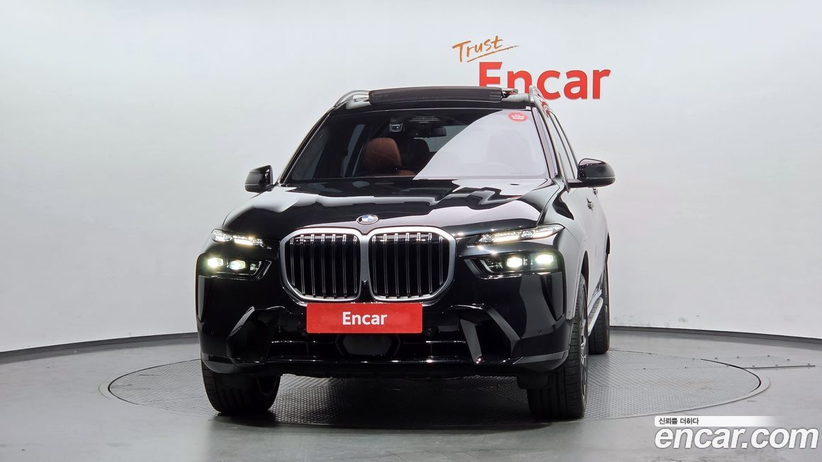 BMW X7 2025