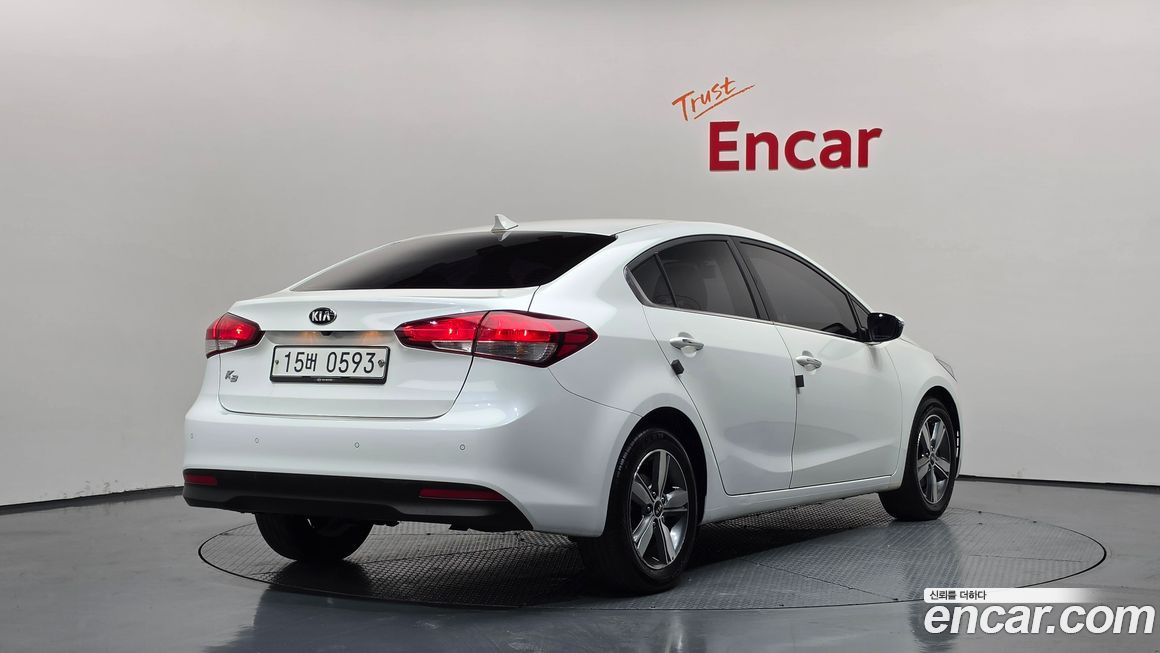 Kia K3 2016