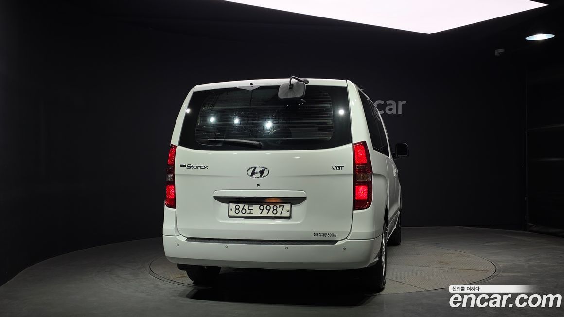 Hyundai Starex 2016