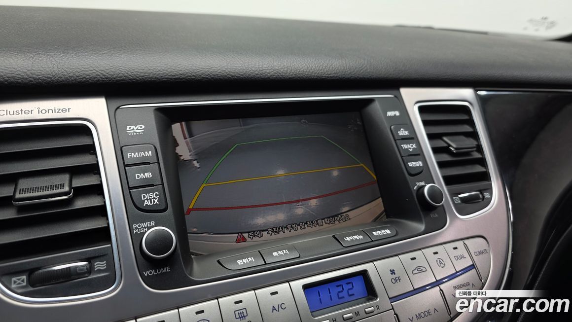 Hyundai Genesis 2013