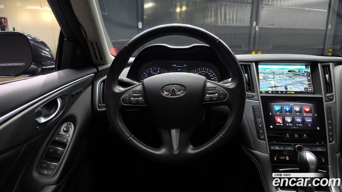 Infiniti Q50 2016