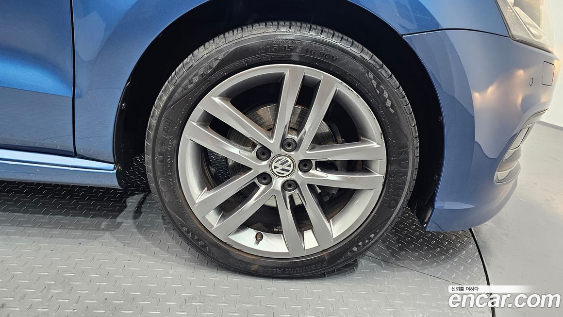 Volkswagen Polo 2016