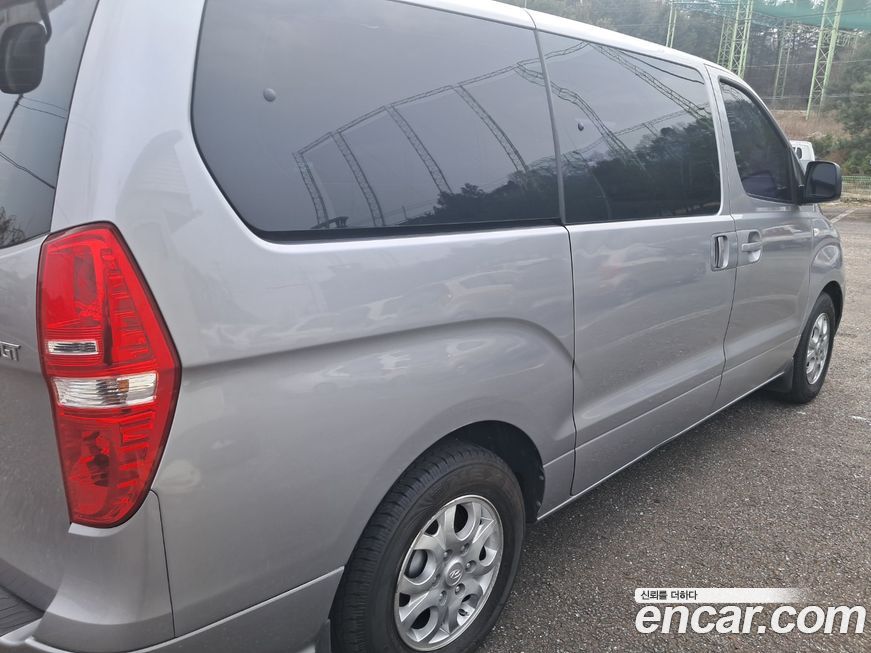 Hyundai Starex 2015