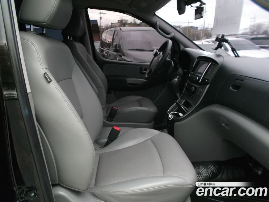 Hyundai Starex 2017