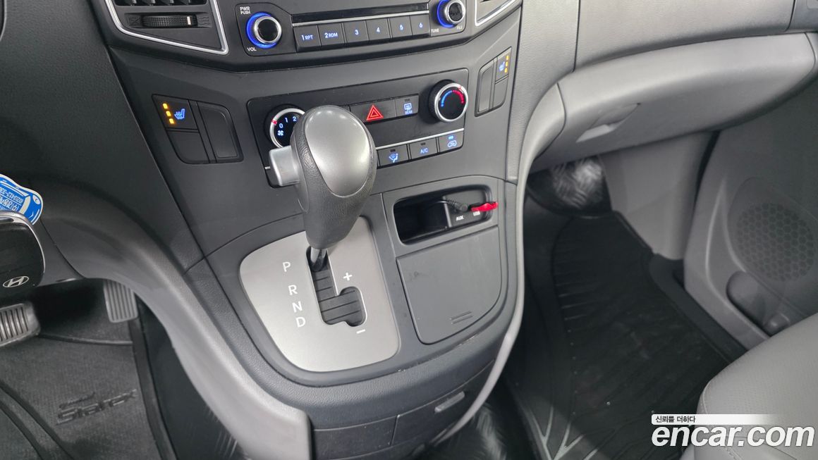Hyundai Starex 2018