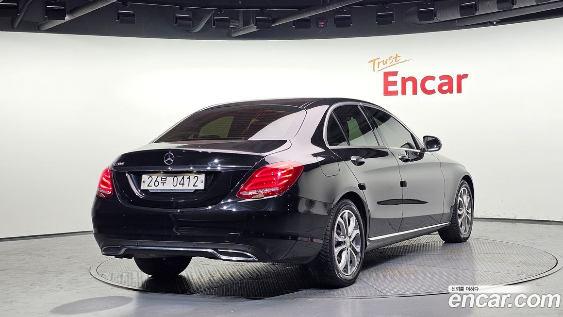 Mercedes-Benz C-Class 2016