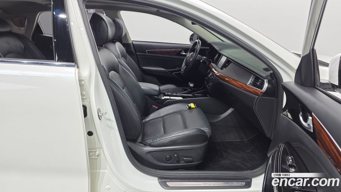 Kia K7 2016