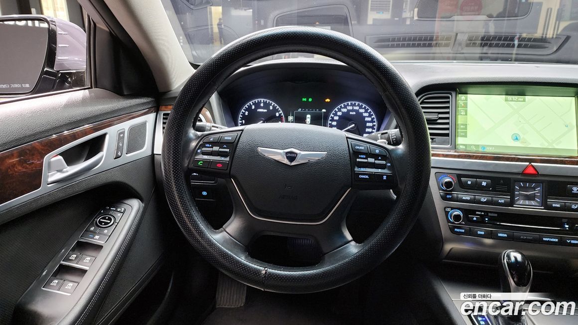 Hyundai Genesis 2015