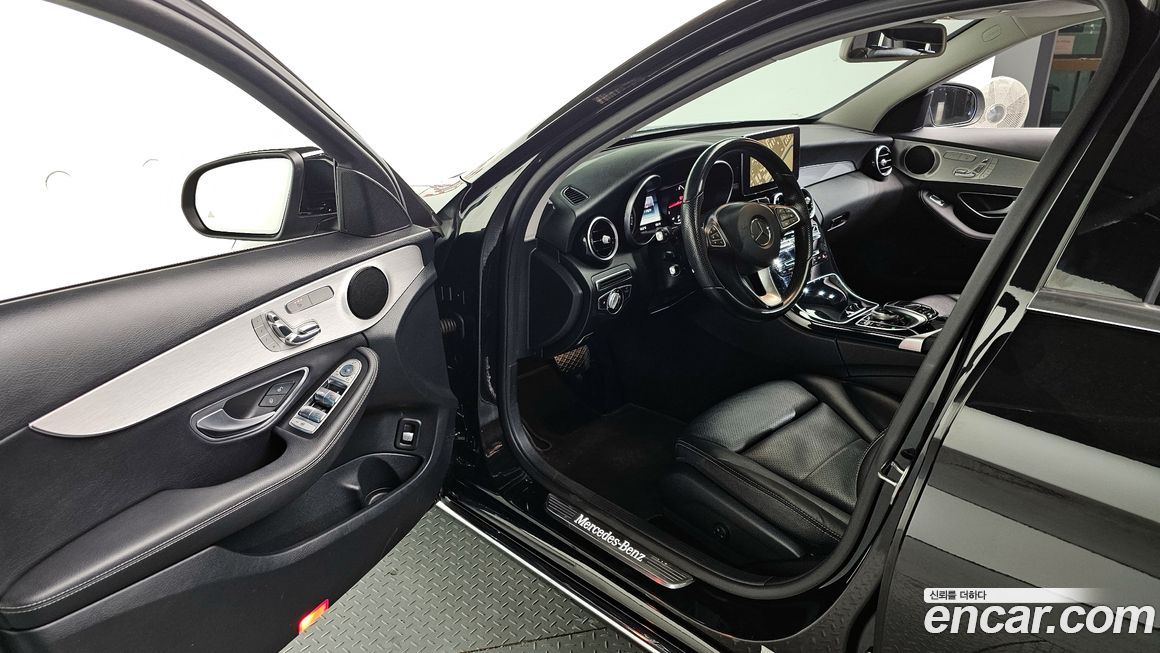 Mercedes-Benz C-Class 2016