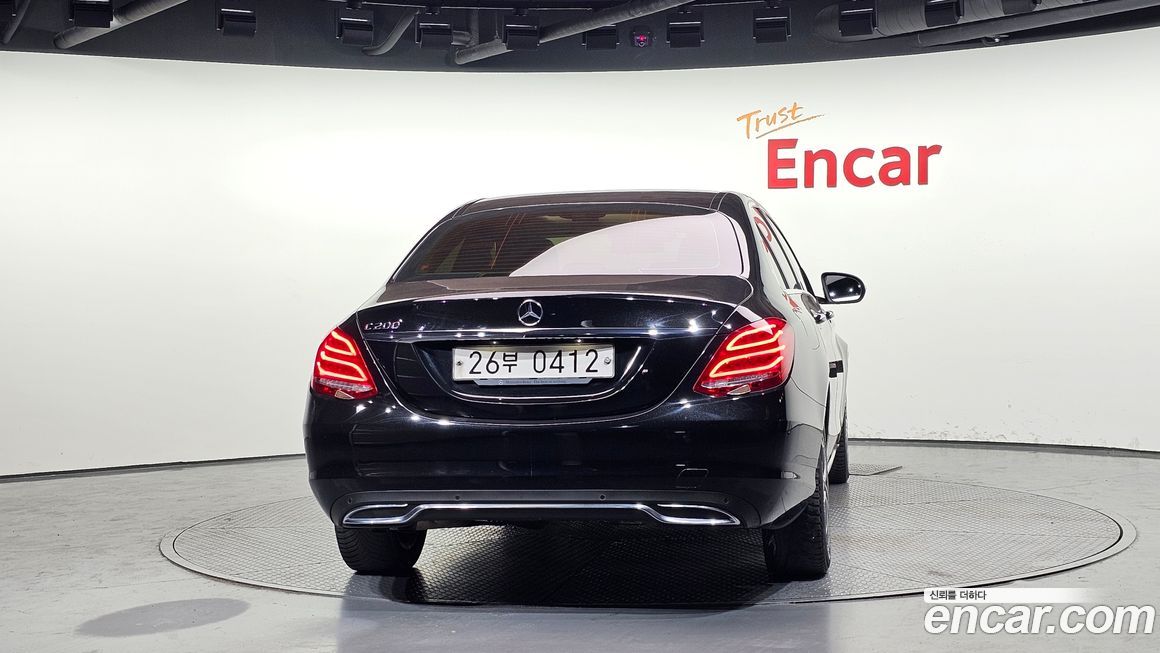 Mercedes-Benz C-Class 2016