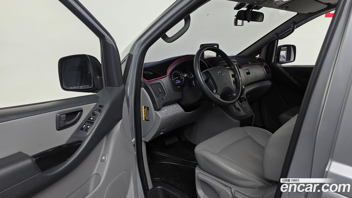Hyundai Starex 2018