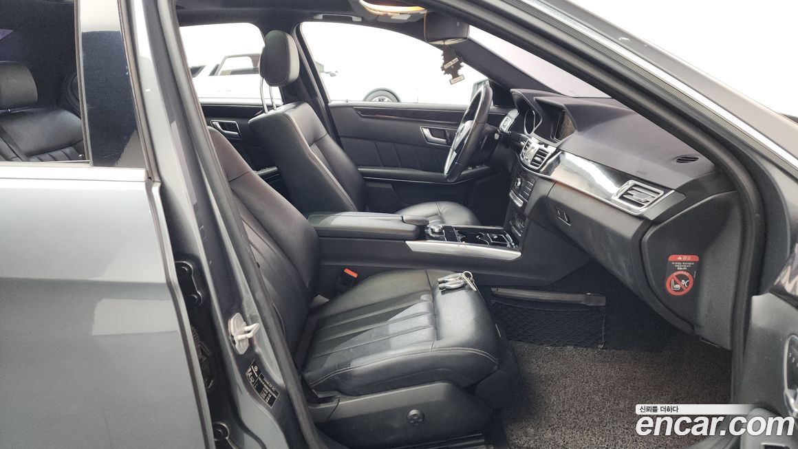Mercedes-Benz E-Class 2016