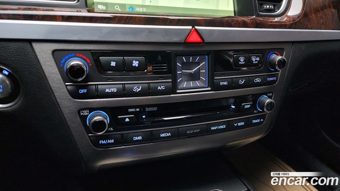 Hyundai Genesis 2015