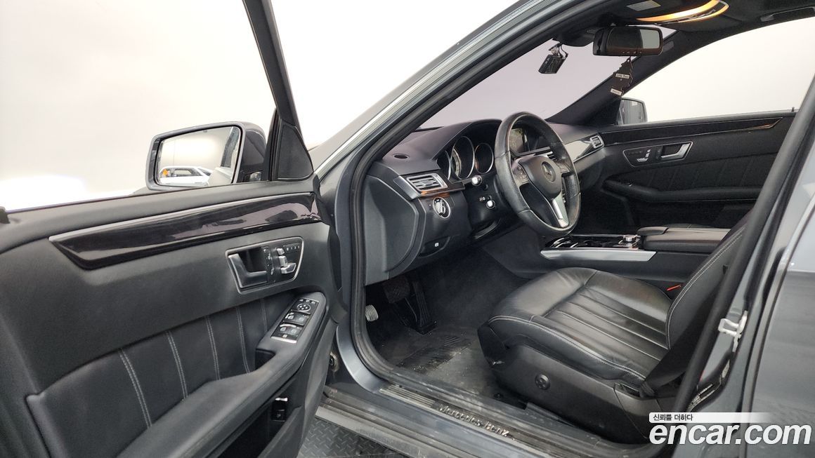 Mercedes-Benz E-Class 2016