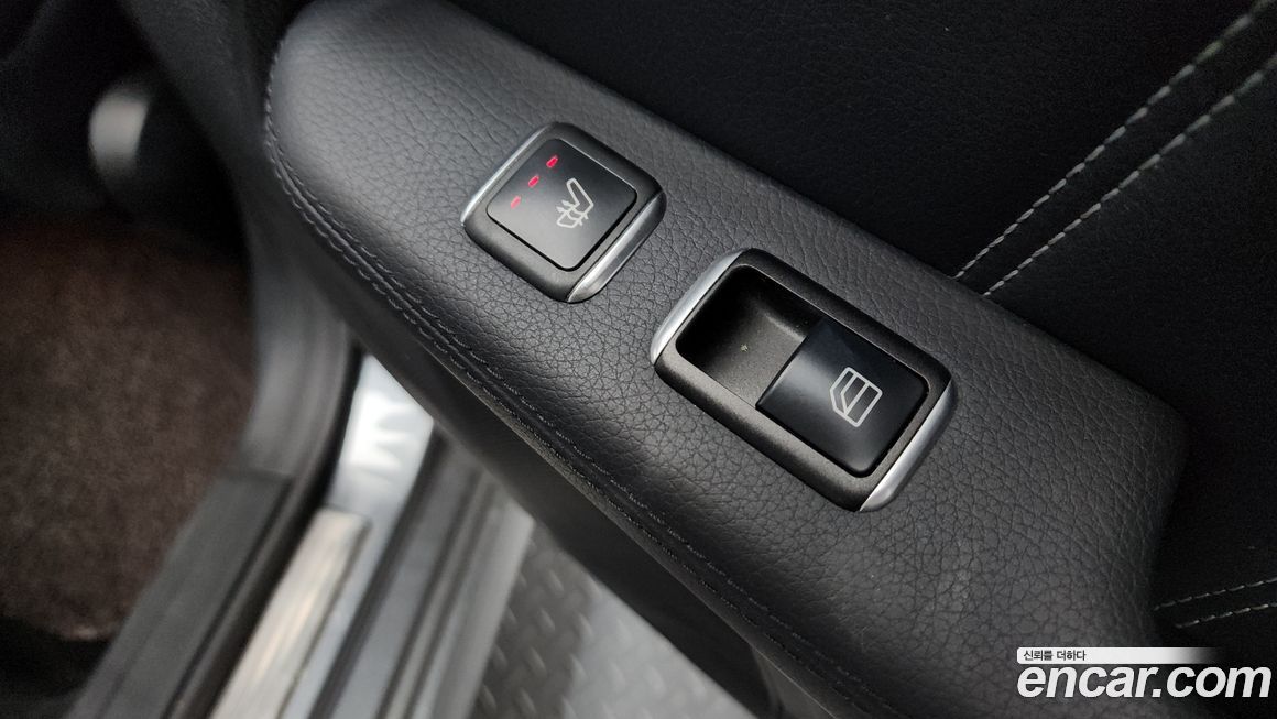 Mercedes-Benz E-Class 2016