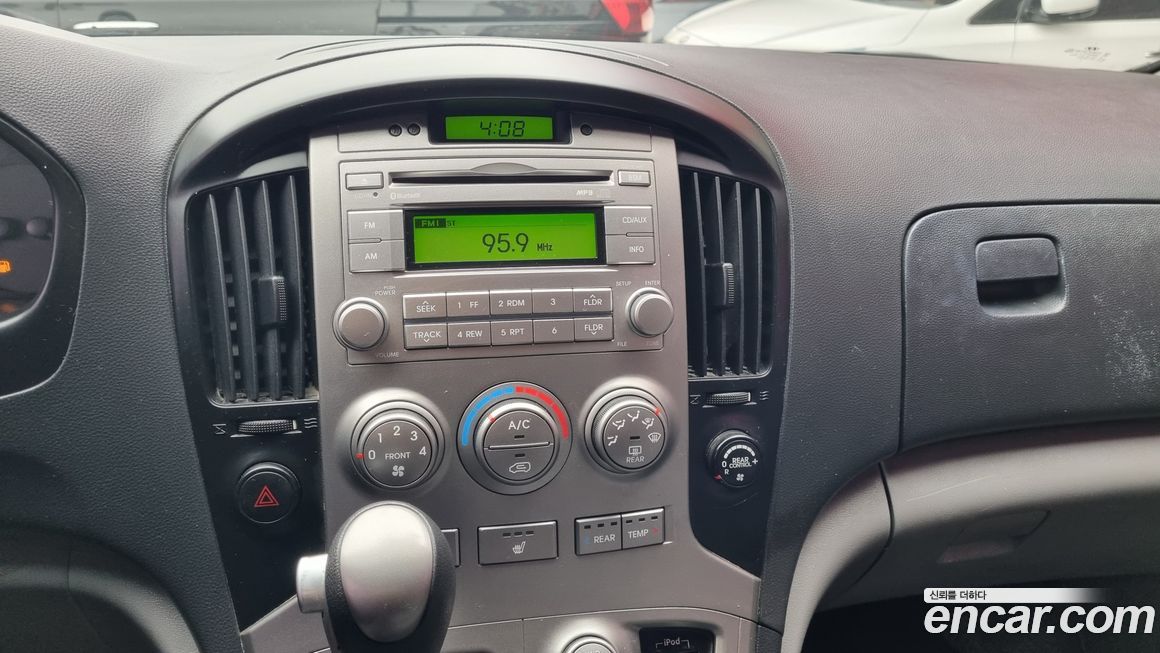 Hyundai Starex 2015