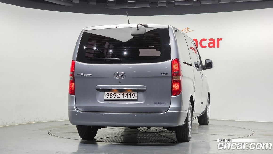 Hyundai Starex 2018