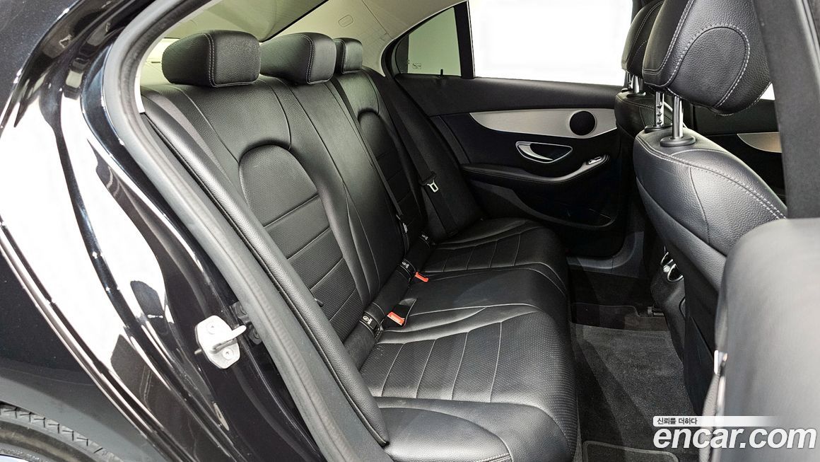 Mercedes-Benz C-Class 2016