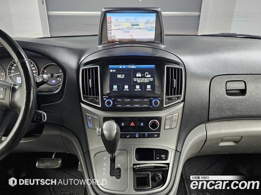 Hyundai Starex 2021