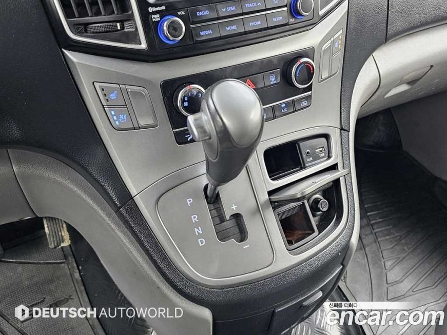 Hyundai Starex 2021