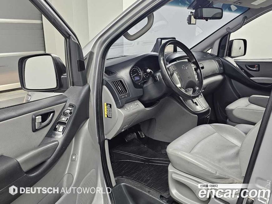Hyundai Starex 2021