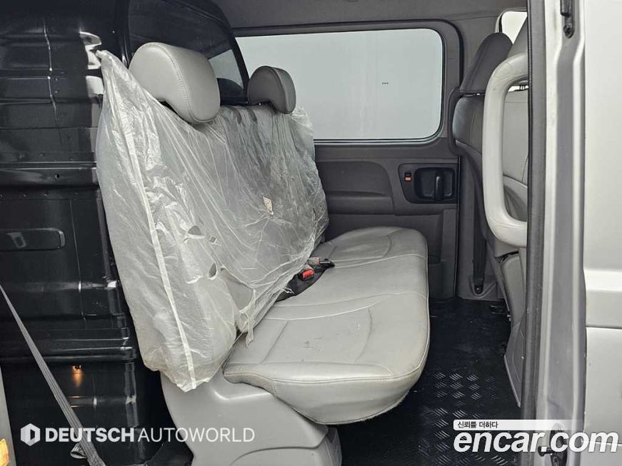 Hyundai Starex 2021