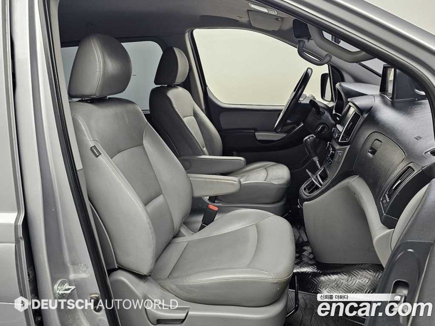 Hyundai Starex 2021
