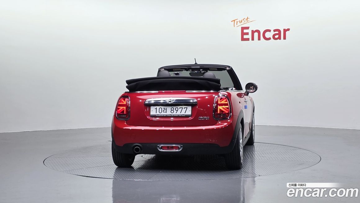 Mini Cooper Convertible 2018