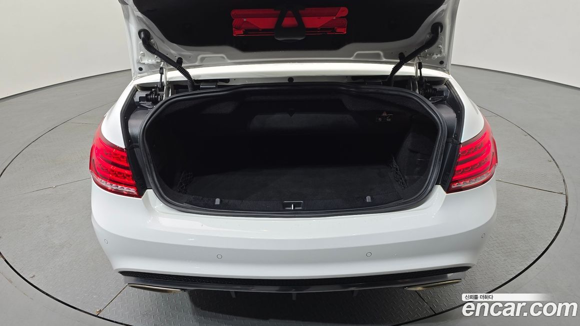 Mercedes-Benz E-Class 2015