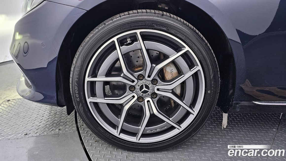 Mercedes-Benz E-Class 2017