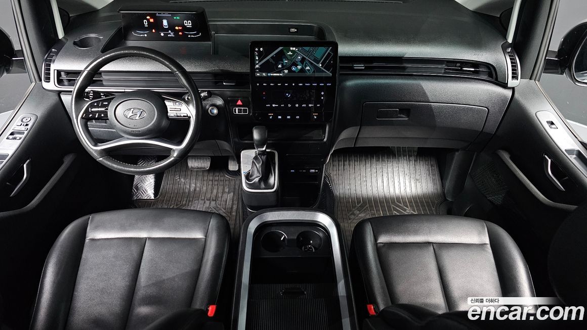 Hyundai Staria 2023